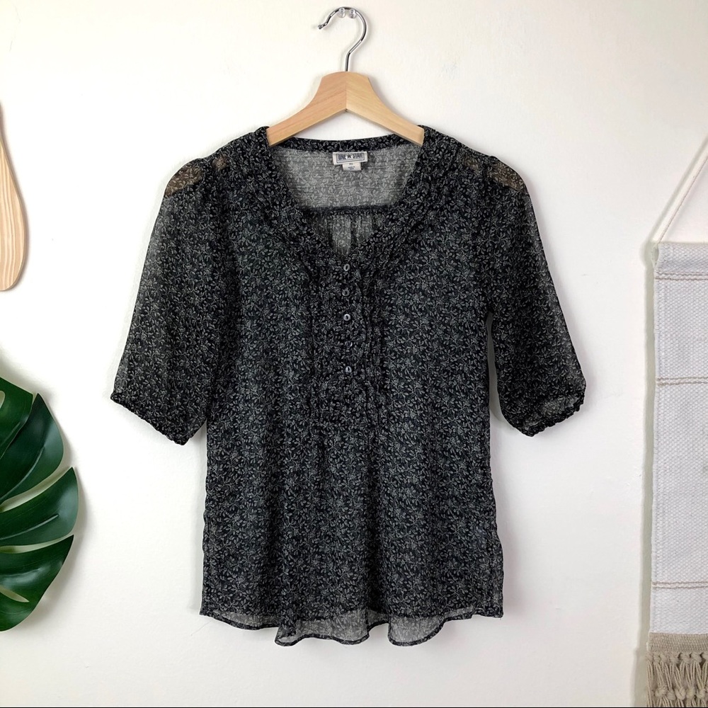 Converse | Short Sleeve Top Blouse Size XS